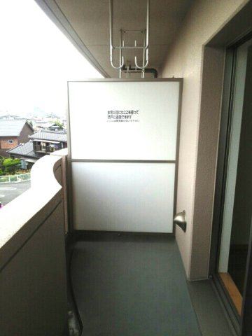 宇部市野原１丁目の賃貸マンションのバルコニー