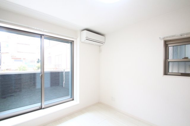 SOREVE大島の居間・リビング