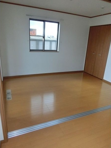 ジュエルの洋室