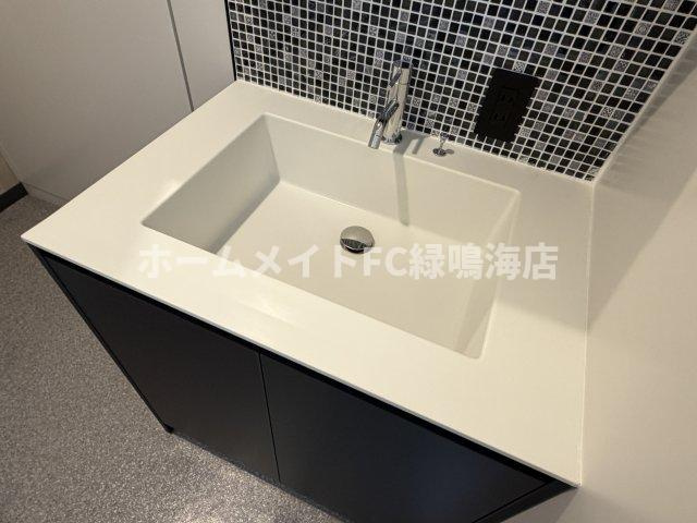 今池エフワンビルの洗面所