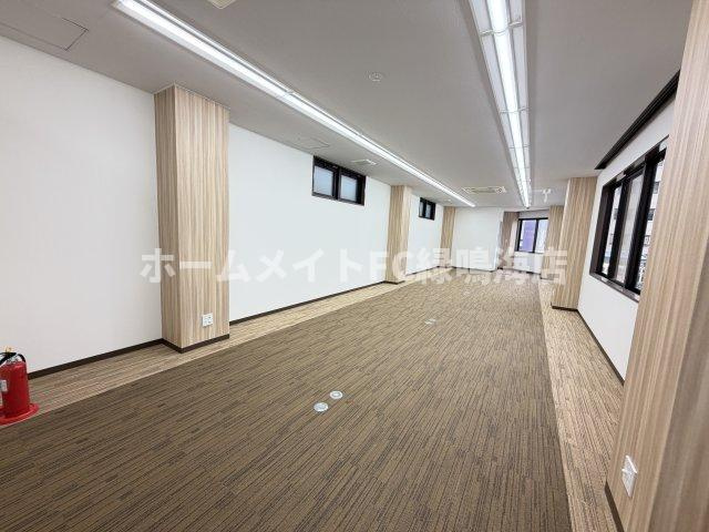 今池エフワンビルの内装