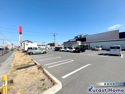 【駐車場】 | 美原区黒山店舗