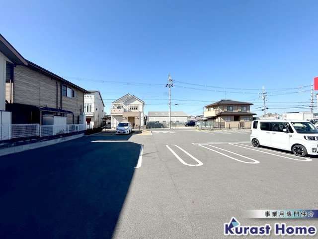 【駐車場】 | 美原区黒山店舗