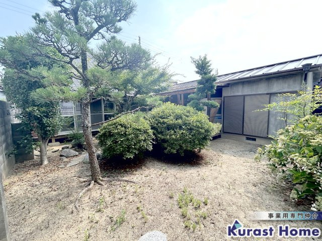 【庭】 | 富田林町寺内町住宅