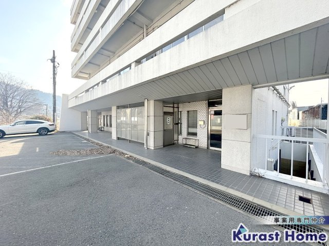 【エントランス】 | 国分市場1棟貸ビル