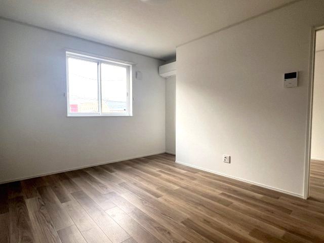 ボヌール茨島の居間・リビング|LDK11.7帖