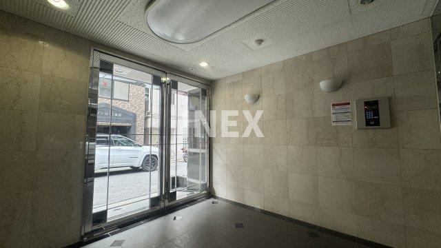 横浜市中区麦田町４丁目の賃貸マンションのロビー