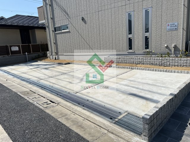 エスタシオンの駐車場