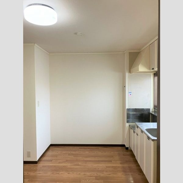 真伝壱番館の居間・リビング