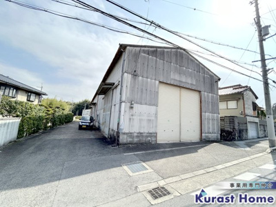 【外観】 | 龍泉貸倉庫