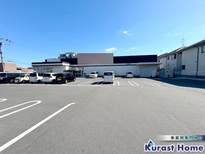 【駐車場】 | 美原区黒山倉庫