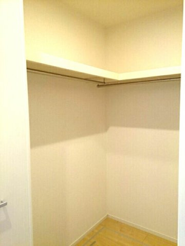 エテルノ・ブリッジの収納