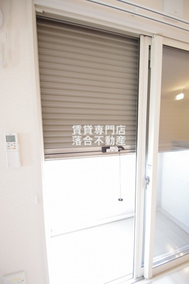 【セキュリティ】 | エクセル川端 Ｆ棟 | シャッター付き