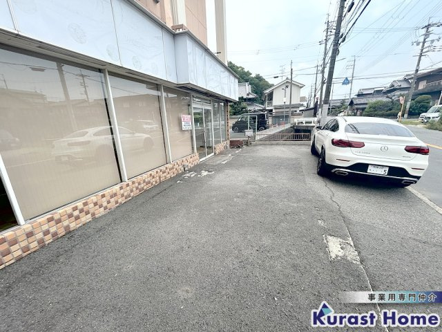 【駐車場】 | 西尾店舗　一須賀ロードサイド路面店舗
