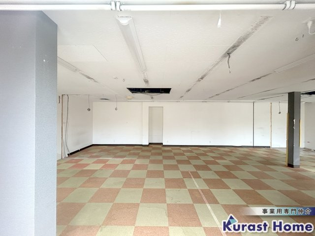 【内装】 | 西尾店舗　一須賀ロードサイド路面店舗