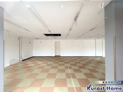 【内装】 | 西尾店舗　一須賀ロードサイド路面店舗