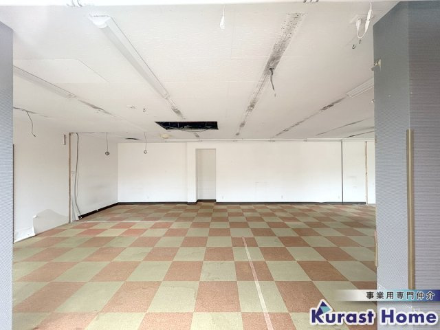 【内装】 | 西尾店舗　一須賀ロードサイド路面店舗