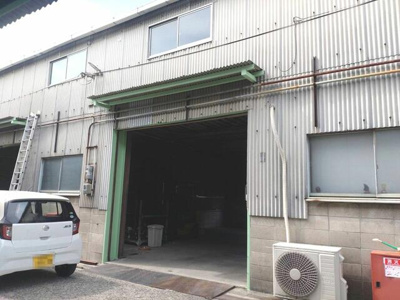 【外観】 | 若松町5丁目貸倉庫(南から2軒目)