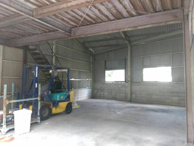 【内装】 | 若松町5丁目貸倉庫(南から2軒目)