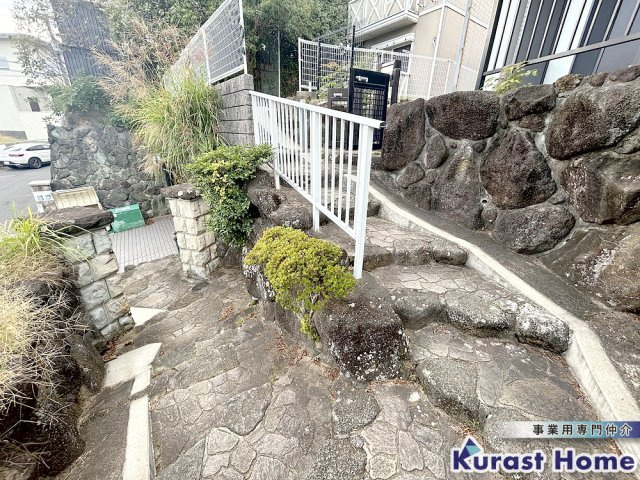 【庭】 | 旭ヶ丘貸テナント