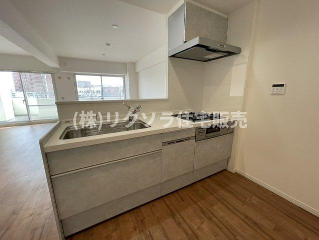 ディオ・フェルティ枚方のキッチン|カウンターキッチン
■物件内覧・資金計画相談・住宅ローン相談、リフォーム相談、お問合せ受付中■
※当日・翌日のご内覧、ご相談はお電話でのお問合せがスムーズです！