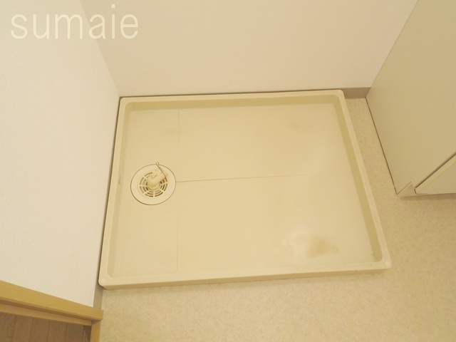 ジェネラスパレスの設備|室内に洗濯機置き場あります♪