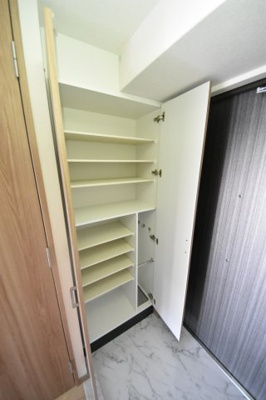 【収納】 | ファーストフィオーレ三宮イースト