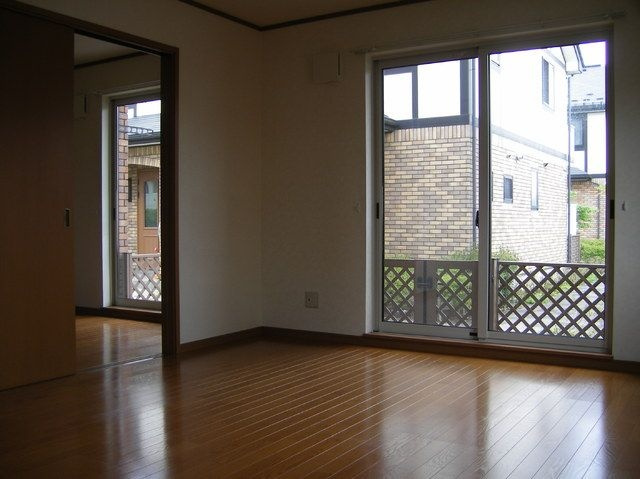 リジエールB棟の居間・リビング