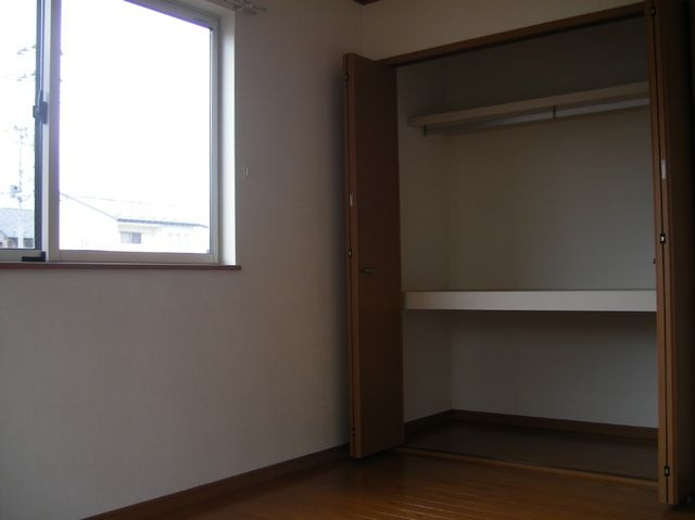 リジエールB棟の収納