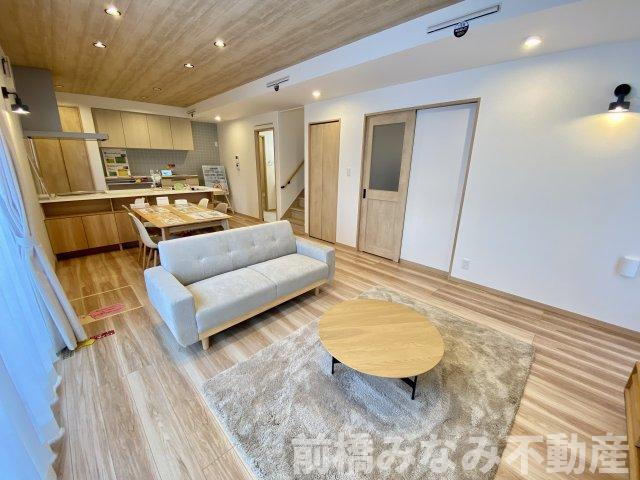【新築】前橋市問屋町2丁目　限定1棟　スマートワンシティ　新築建売の居間・リビング|ゆったり過ごせる居間です