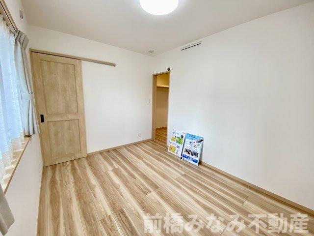 【新築】前橋市問屋町2丁目　限定1棟　スマートワンシティ　新築建売の洋室|きれいな洋室です