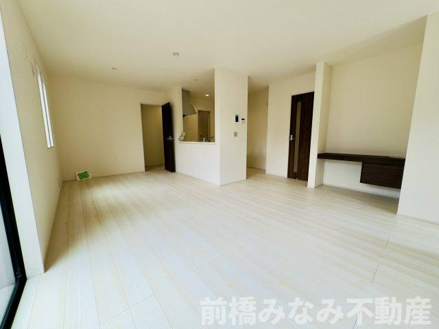 【新築】前橋市関根町第1　２号棟(全４棟)　リーブルガーデン　新築建売分譲の居間・リビング|居間です
