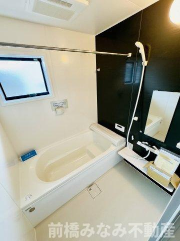 【新築】前橋市関根町第1　２号棟(全４棟)　リーブルガーデン　新築建売分譲の浴室|日々の疲れを癒すお風呂付です