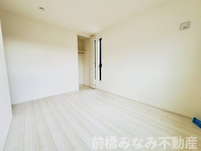 【新築】前橋市関根町第1　２号棟(全４棟)　リーブルガーデン　新築建売分譲の洋室|使い勝手のいい洋室です