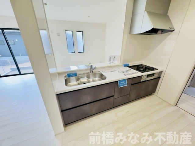 【新築】前橋市関根町第1　２号棟(全４棟)　リーブルガーデン　新築建売分譲のキッチン|お料理しやすいキッチンです