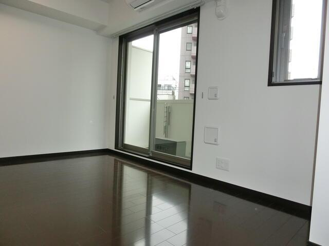 フォルトゥーナ洗足の内装|バルコニーもあるお部屋です