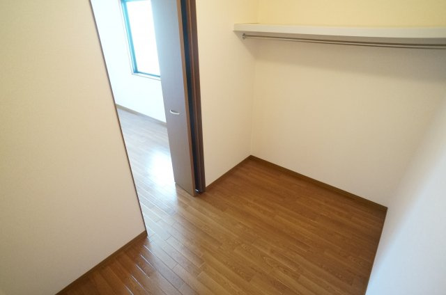 宝塚サニーコートの収納|ウォークインクローゼットです♪
参考、同建物・同間取りの号室