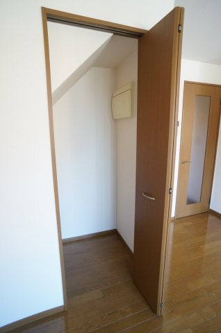 宝塚サニーコートの収納|階段下収納です
参考、同建物・同間取りの号室