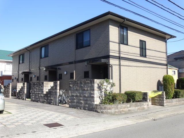 宝塚サニーコートの外観