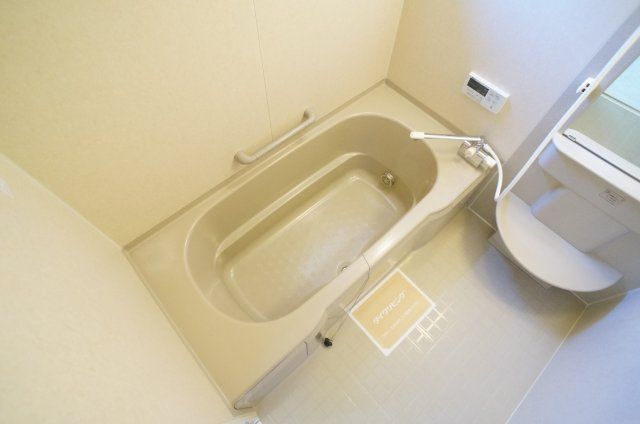 宝塚サニーコートの浴室|参考、同建物・同間取りの号室