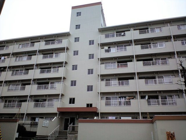 関屋ハイツの外観