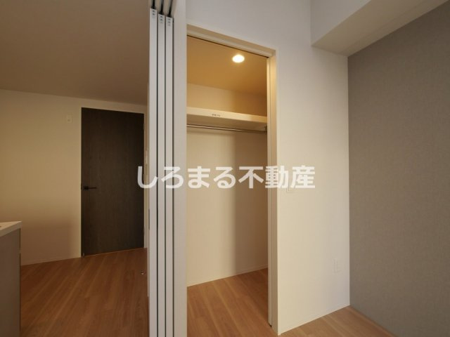 コンフォリア・リヴ大阪本町の収納