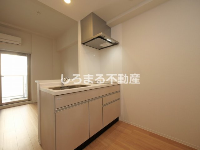 コンフォリア・リヴ大阪本町のキッチン
