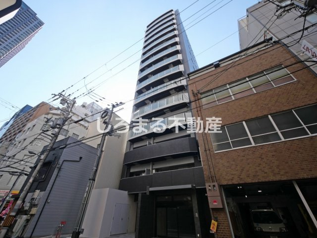 コンフォリア・リヴ大阪本町の外観
