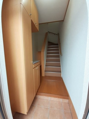 【玄関】 | ハピネス