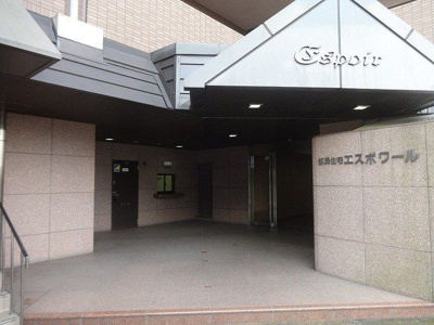 【エントランス】 | エスポワール | 落ち着いたエントランスです