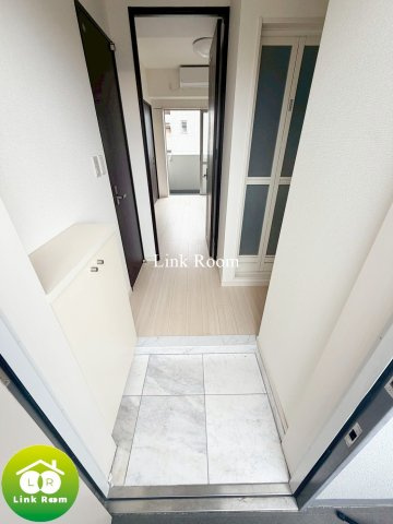 ディアレイシャス押上タワービュー通りの玄関