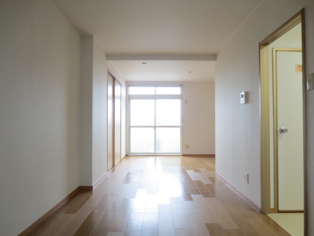 フレールカーサの居間・リビング