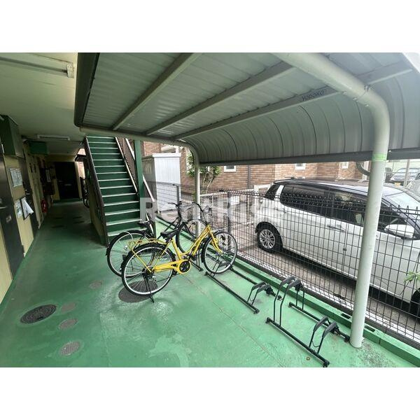 グラスペリアⅠのエントランス