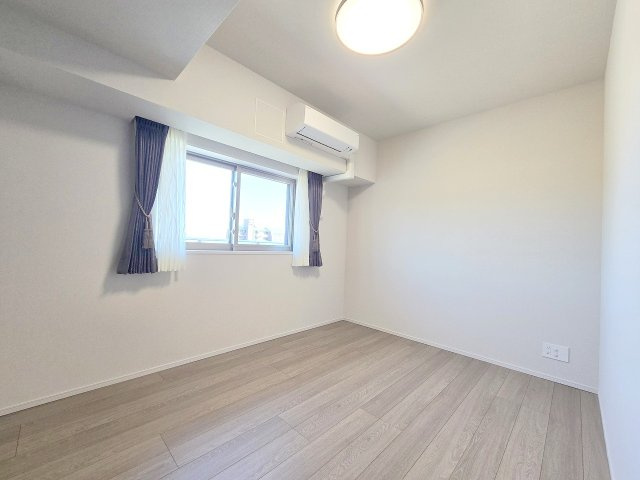 デュオヒルズ青梅ザ・ファーストの洋室